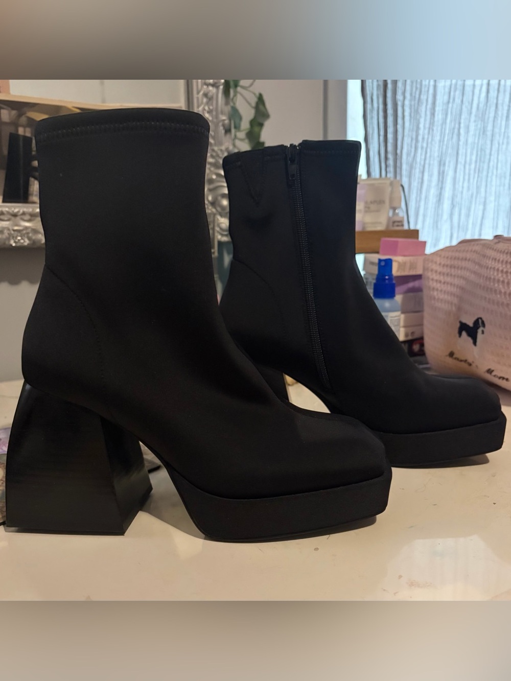 Jeffrey Campbell Square Toe Black Neoprene Dauphin Bootie Boots Sz 6.5 W